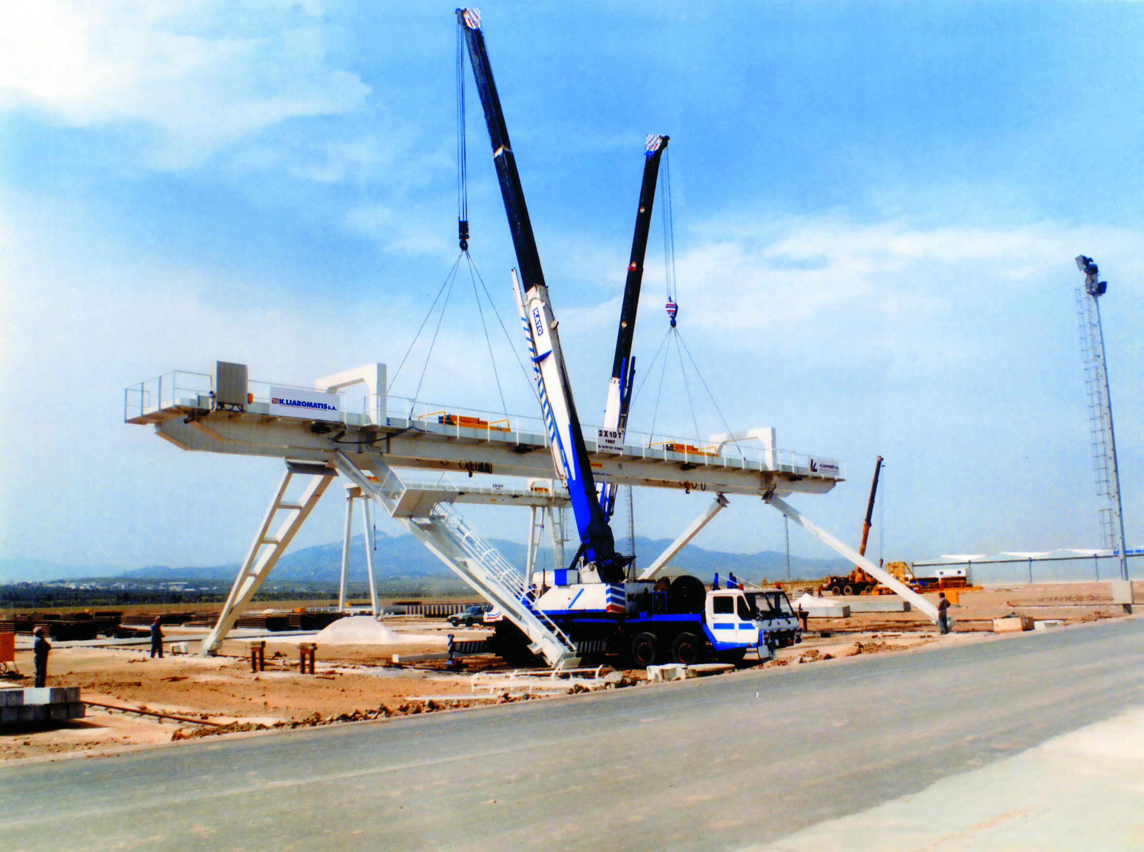 Hochtief Construction Site Spata – Pylons 2 Χ 10 TN