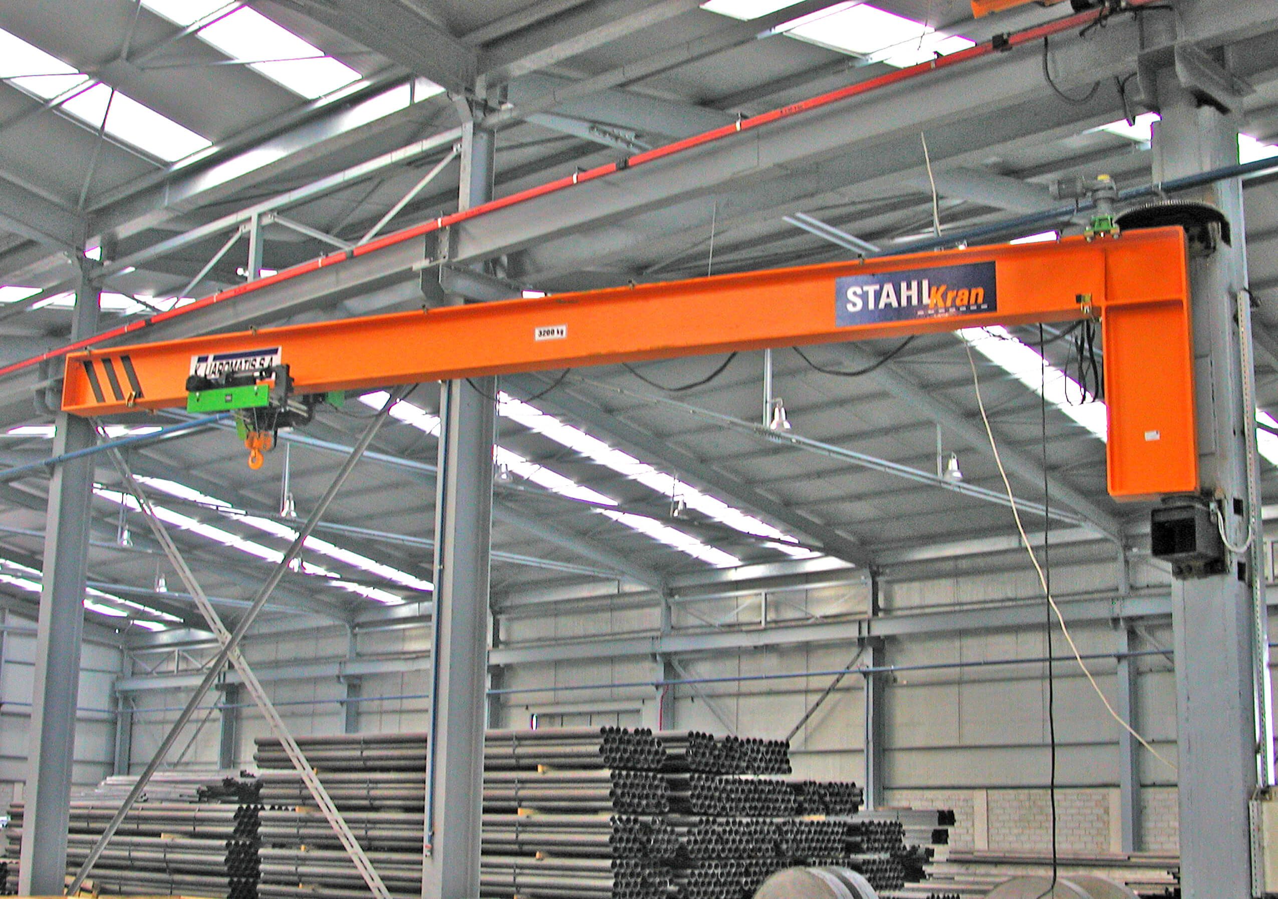 Sovel – Column Mounted Slewing Jib Cranes 3.5 tn – 3.2 tn